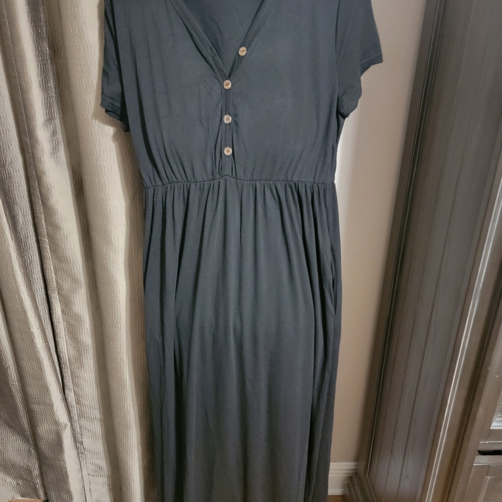 Black Maxi